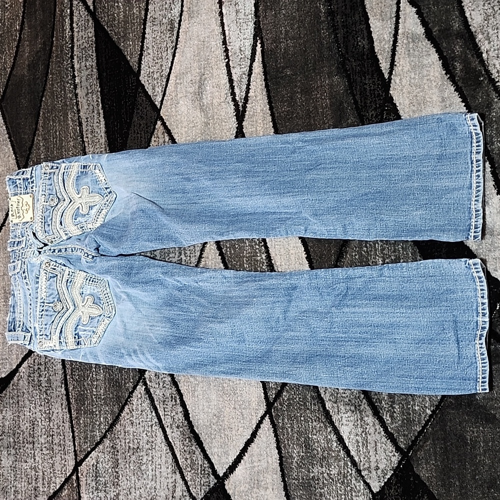 ROCK REVIVAL JARROW EMBROIDERED FLEUR-DE-LIS  FAUX-FLAP BOOT-LEG DENIM JEAN - Picture 4 of 15